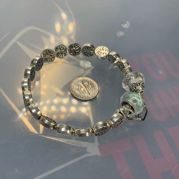 FILIGREE BANGLE 5.5cm diameter fits 6” wrist - Picture 7 of 7